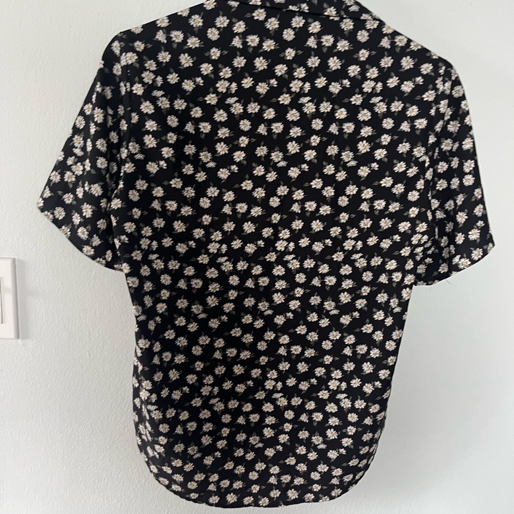Black pattern button down - Picture 4 of 4
